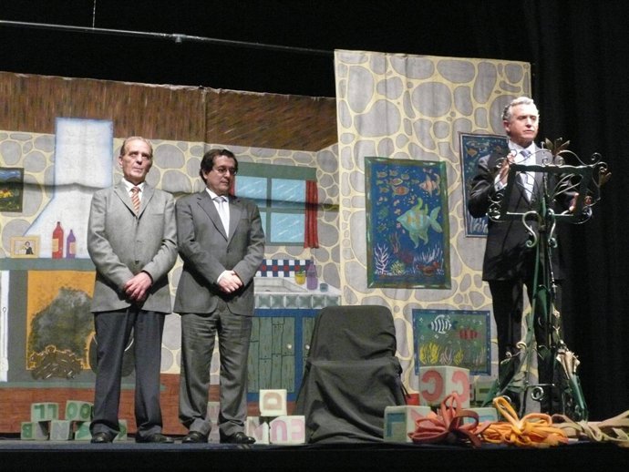 El consejero de Cultura de la Junta de Andalucía, Paulino Plata, participa en la