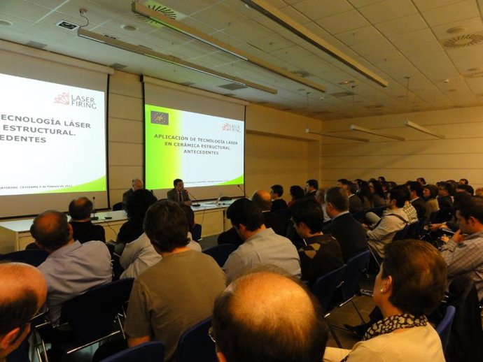 Tecnología Láser, Desarrollado Por El ICMA, Atrae El Interés Del Sector Cerámico