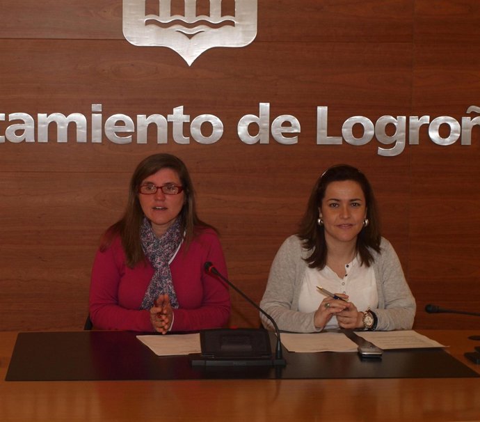Las concejalas Inma Sáenz y Beatriz Arráiz