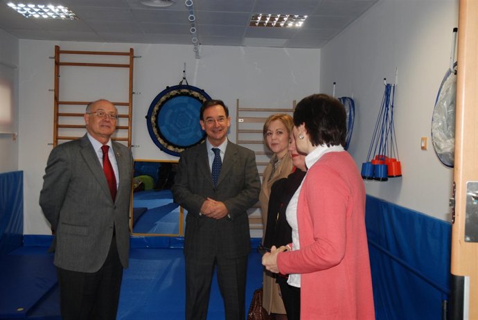 Bascuñana inaugura el Centro de Atención Temprana de Cieza