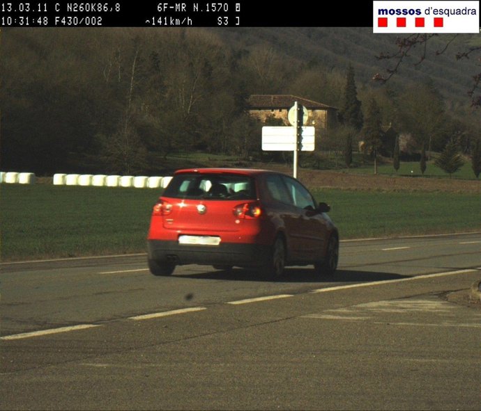 Coche cazado por los Mossos a 141 km/h 