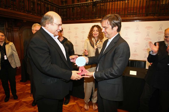 Antonio Skármeta, IV Premio Iberoamericano Planeta-Casa de América