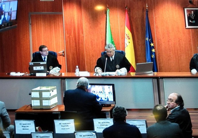 El acusado Manuel Sánchez Zubizarreta, contestando ante el Tribunal