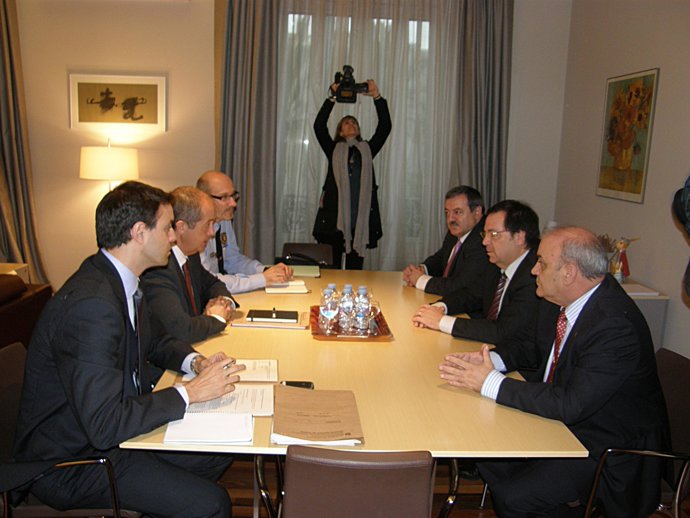 Reunión entre Felip Puig y Joan Rangel