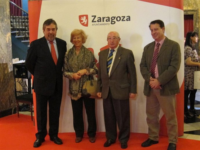 Belloch y pareja bodas oro