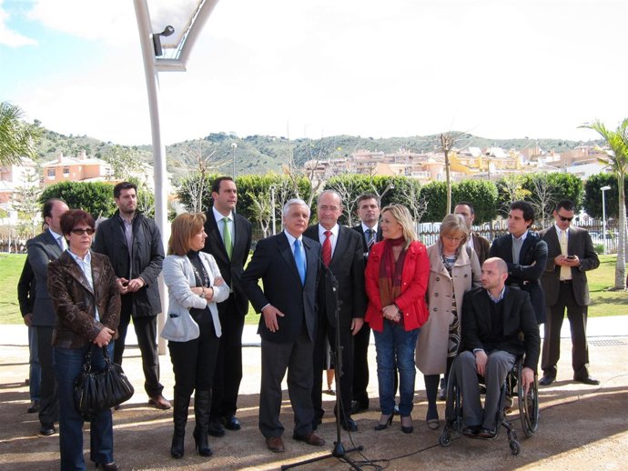 El subdelegado, Hilario López Luna, y el alcalde de Málaga, Francisco de la Torr