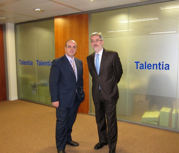 El consejero de Economía, Innovación y Ciencia, Antonio Ávila, antes de la prese