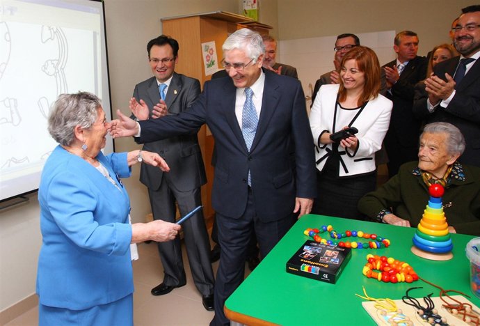 Barreda en la inauguración de la residencia