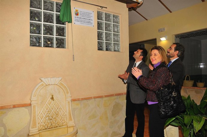 El delegado del Gobierno andaluz en Jaén, Felipe López; la delegada provincial d