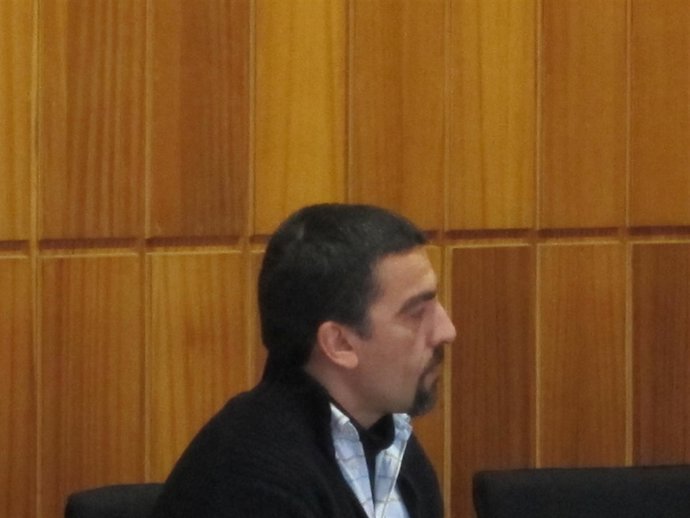 El acusado en una sesión del juicio con jurado popular