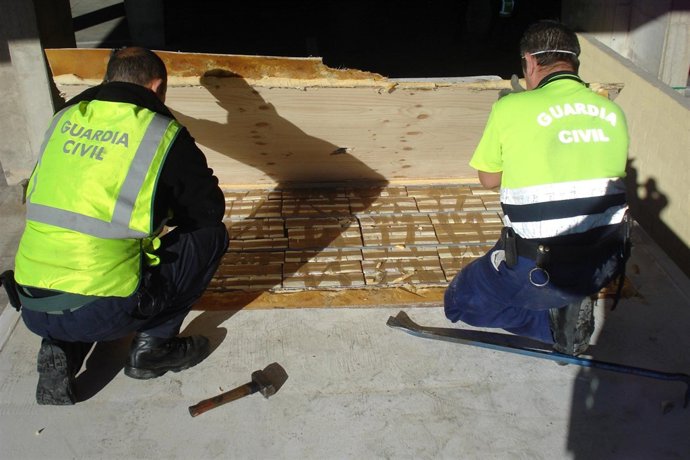 Droga localizada en una batea en el puerto de Melilla