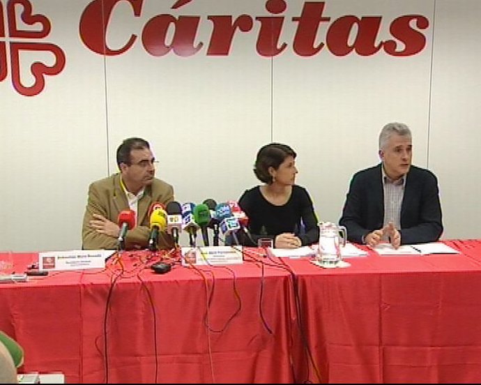 Rueda de prensa informe Cáritas