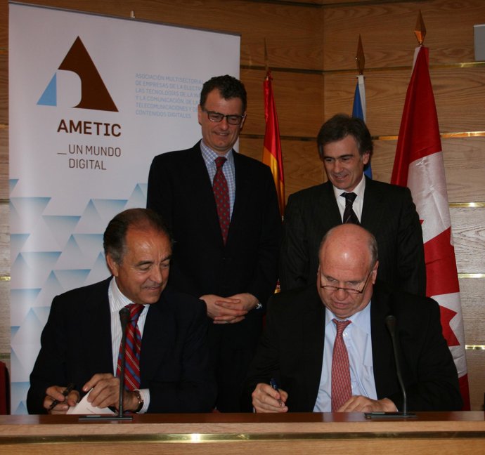 presidente de AMETIC, Jesús Banegas, y presidente de ITAC, Claude Lemany.