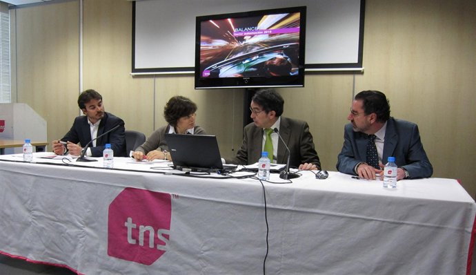 Presentación del 'Balance del sector Automoción 2010' de TNS