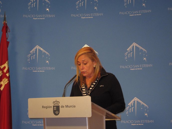 La consejera de Presidencia y portavoz del Gobierno murciano, María Pedro Revert