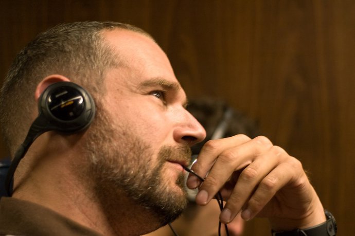 Escuchando musica, auriculares