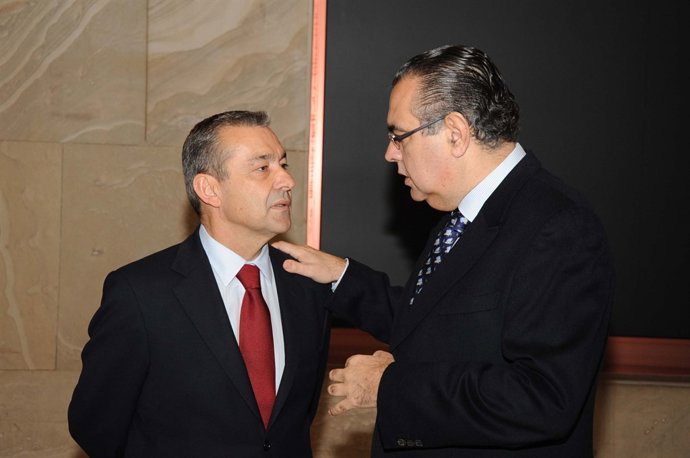 Fotos El Presidente Del Gobierno De Canarias Asiste A La Jornada Informativa "El