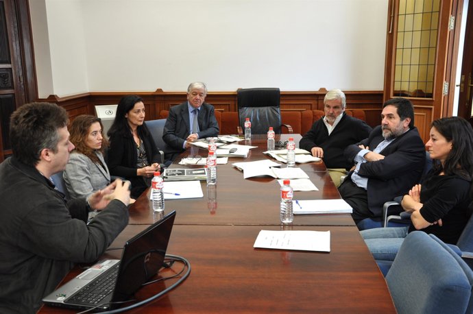 Reunión institucional