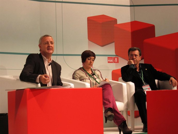 Caldera este sábado durante la Convención Municipal del PSOE-A