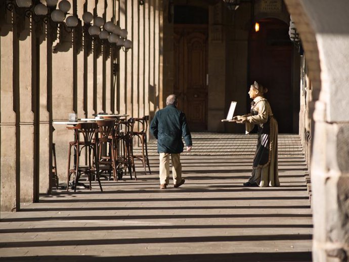 Imagen de febrero en el calendario de Pamplona de 2012.