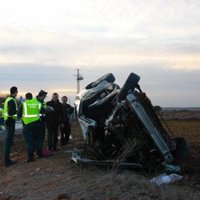 Un total de tres personas fallecen y otras dos resultan heridas graves en las carreteras este fin de semana