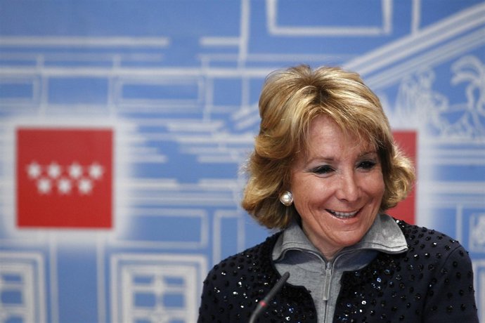 Primer plano de Esperanza Aguirre