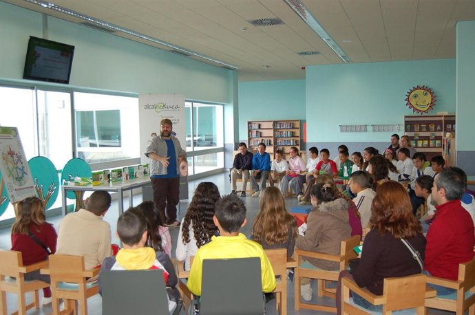 Cuentacuentos en la Biblioteca José Manuel Lara