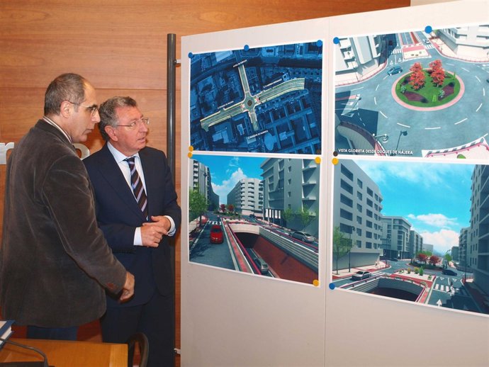 Tomás Santos y Domingo Dorado presentan el proyecto del cruce de las calles Murr