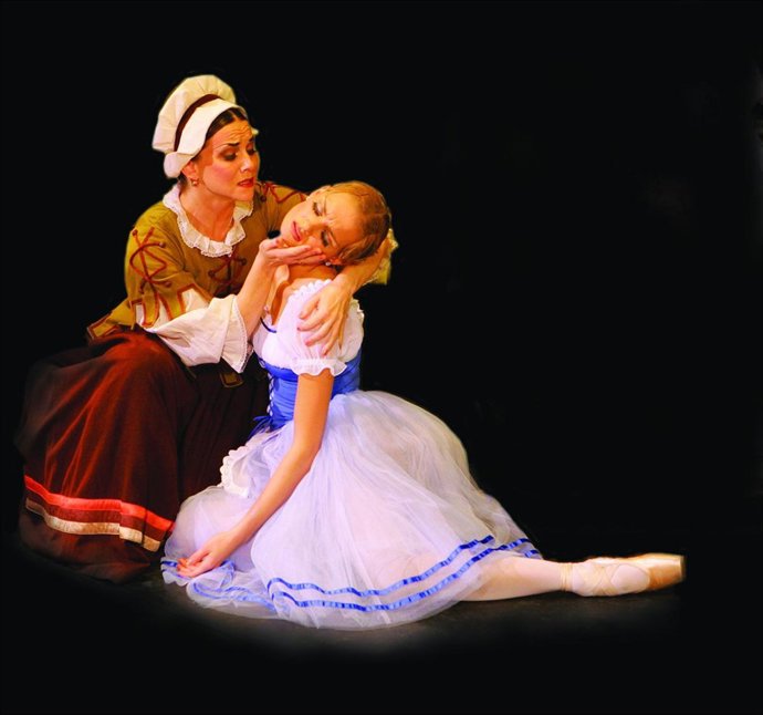 NOTA DE PRENSA Y FOTOGRAFÍA: AUDITORIO BALLET SAN PETERSBURGO