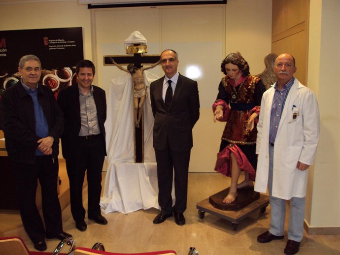 El cristo, restaurado