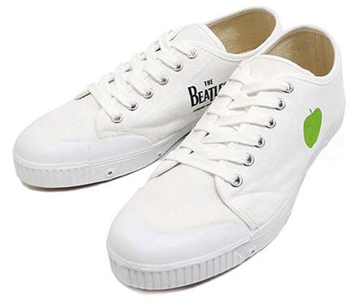 Nuevas zapatillas The Beatles de la firma Comme des Garçons 