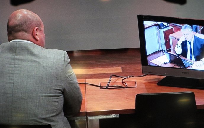 Uno de los presuntos testaferros de Roca declarando en el juicio