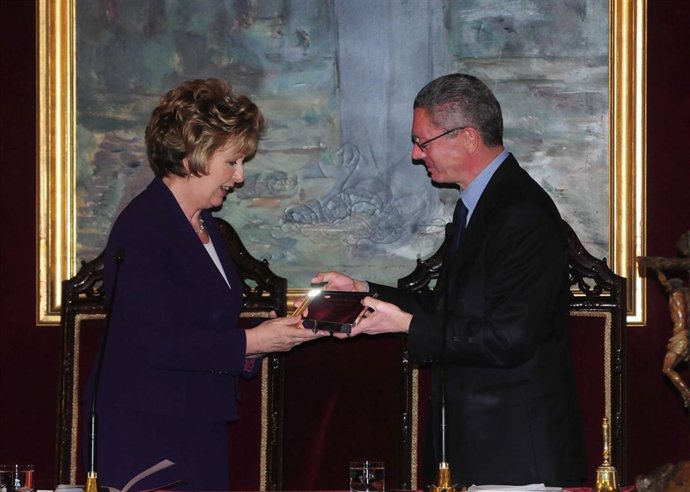 Alberto Ruiz-Gallardón entrega las llaves de la ciudad de Madrid a la presidenta
