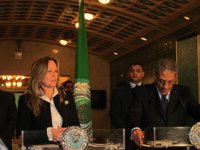 Jiménez: el objetivo de la intervención no es Gadafi sino "proteger a la población civil"