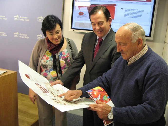 Artesanos con Benito