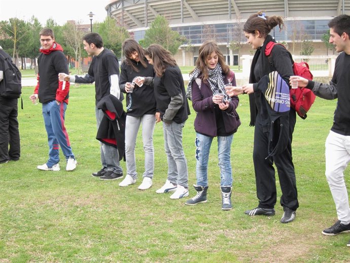 Escolares participan en el Día del Agua