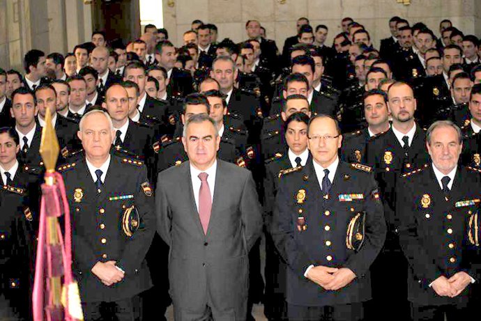 Presentación de los nuevos agentes de la Policía Nacional