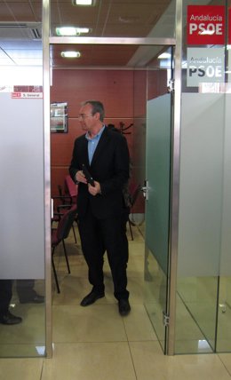 El secretario general del PSOE en Córdoba y candidato a la Alcaldía de la capita