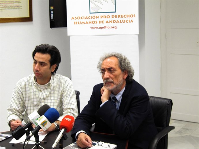 El Defensor del Pueblo Andaluz y la Apdha presentan una guía para personas inmmi