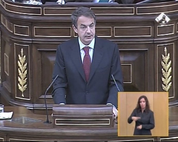 Zapatero defiende la intervención de España