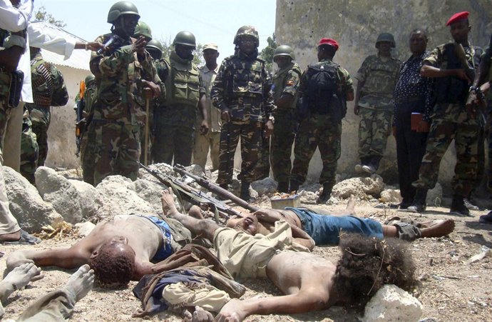 El presidente de somalia visita el frrente