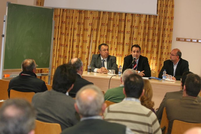 Alarte interviene en una reunión con empresarios en Villena (Alicante).