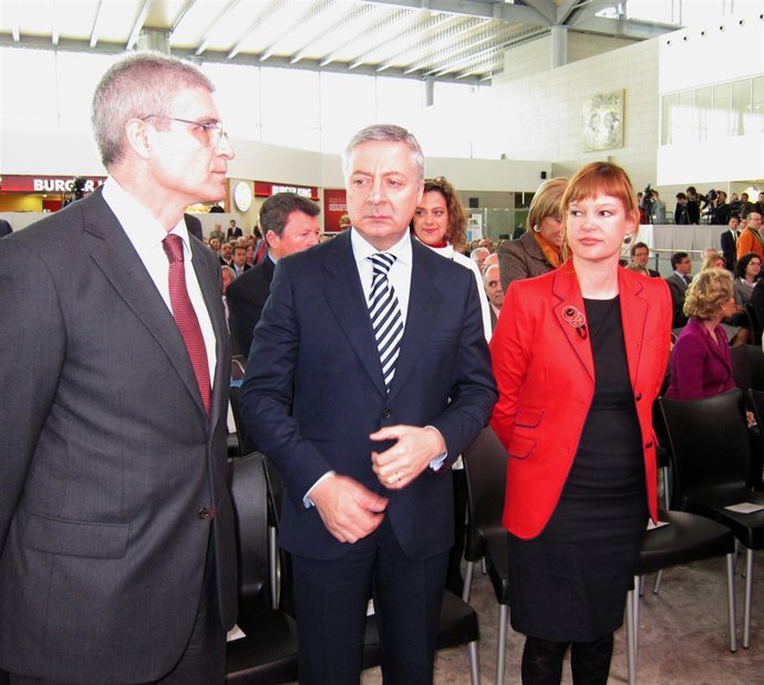 José Blanco y Leire Pajín, en la inauguración del Aeropuerto de Alicante