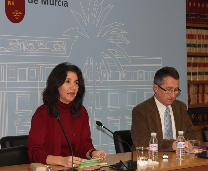 garcía, durante la rueda de prensa