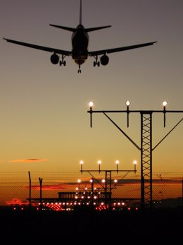 Avión en pista