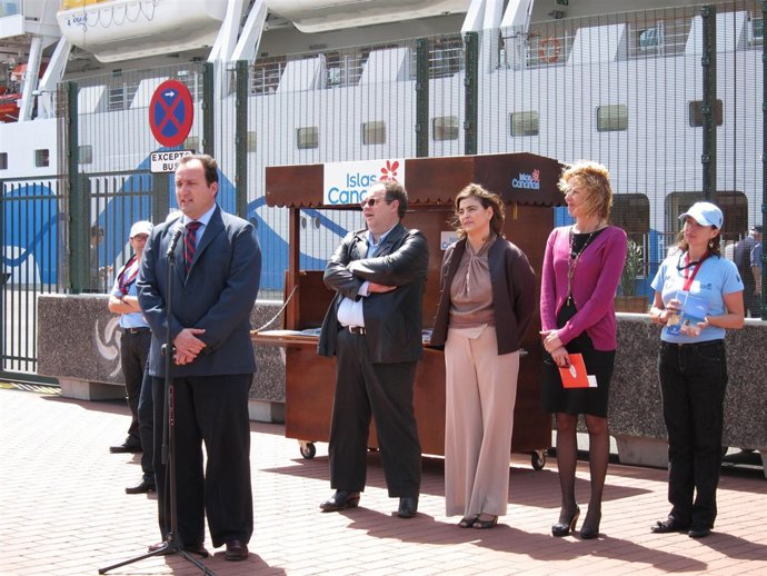 El viceconsejero de Turismo durante un acto en el Puerto de Las Palmas
