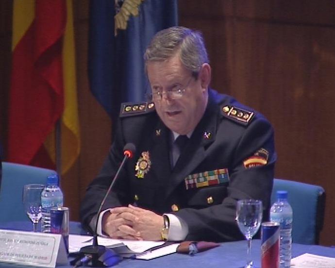El jefe superior de la Policía Nacional de Madrid, durante la intervención