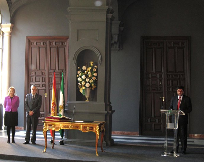 Acto de toma de posesión del consejero mayor de la Cámara de Cuentas, Antonio Ló