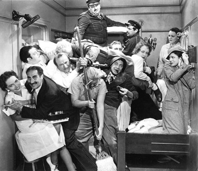 La comedia "Una noche en la ópera", de los Hermanos Marx.