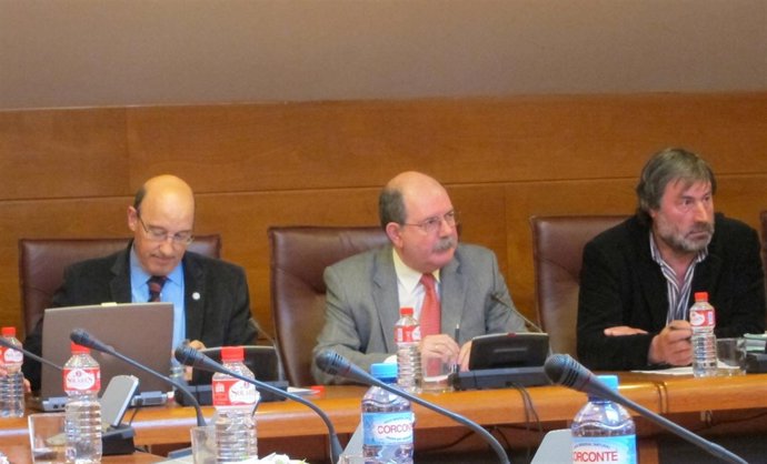 Comparecencia del rector de la UC en el Parlamento cántabro